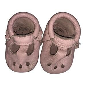 Freshly Picked Baby Girls Pink Leather Mary Jane Soft Sole Shoes Size 1